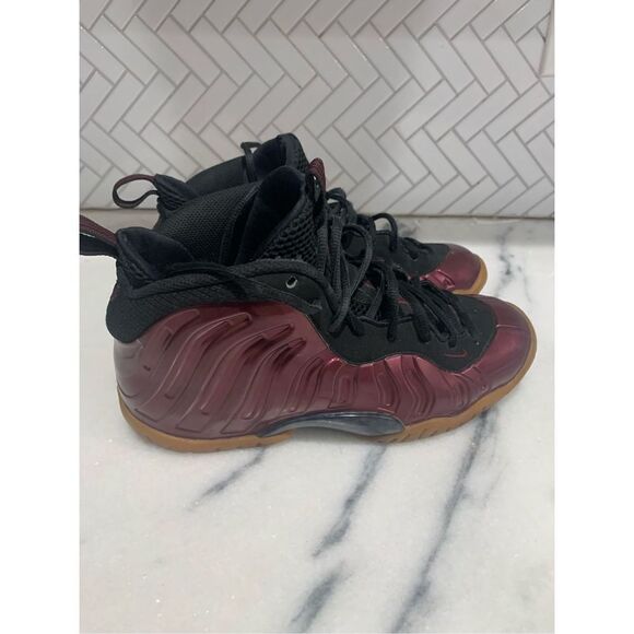 NIKE 2016 Air Foamposite One Maroon BASKETBALL SHOES 644791-600 SIZE 6.5Y